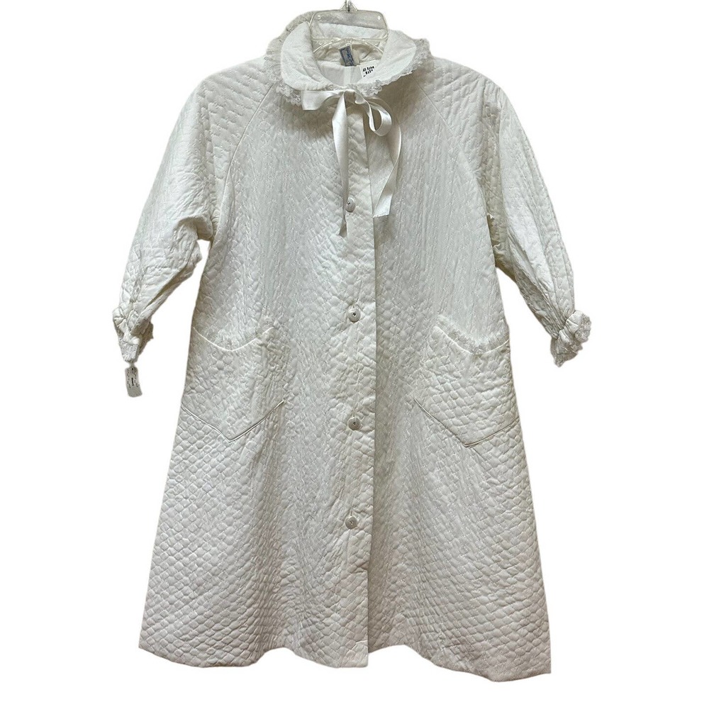 Vintage Girls 8 Long Quilted Satin Nylon Lace Robe White Made in USA NEW‎